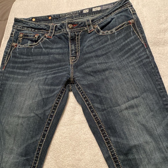 Miss Me Jeans - Picture 5 of 11